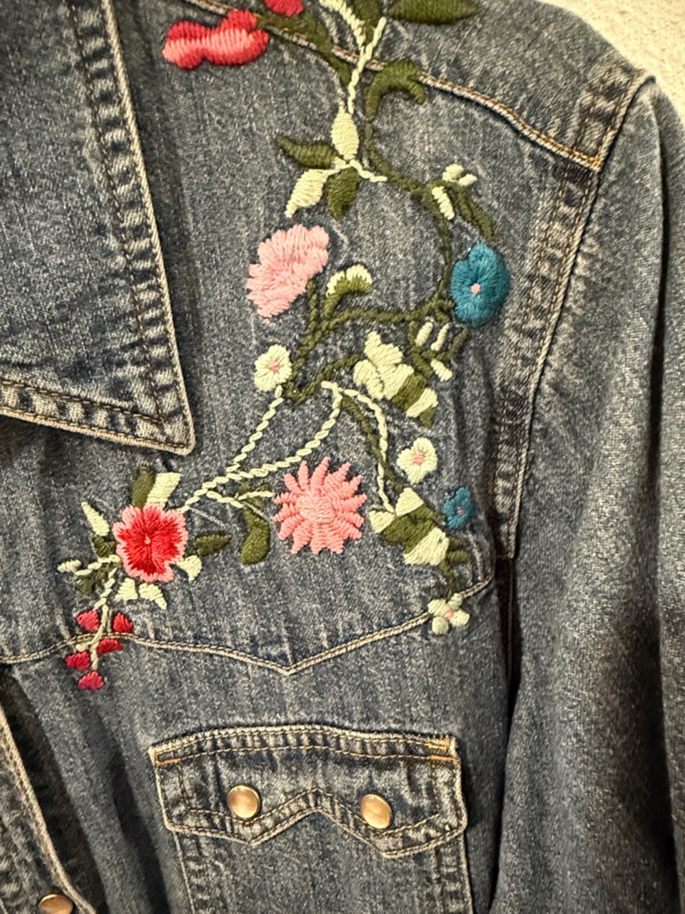 Old Navy Washed Blue Denim Shirt - Picture 3 of 6